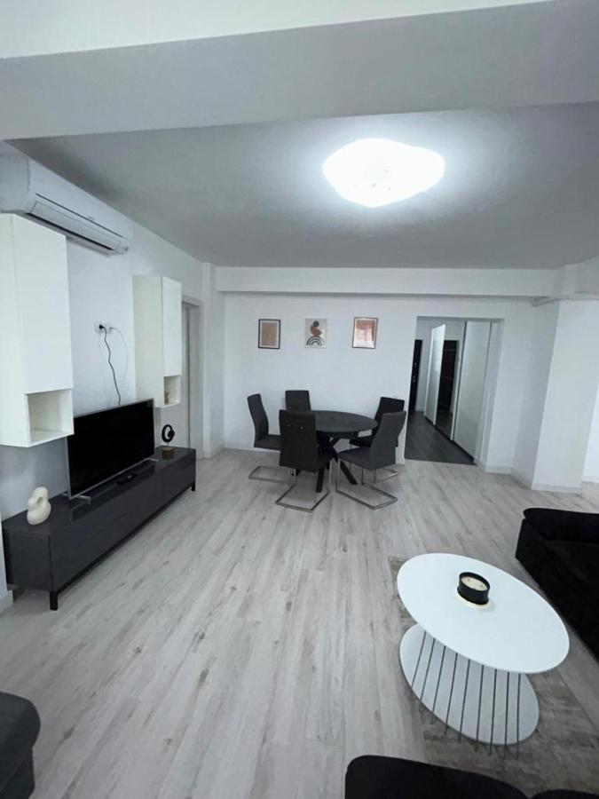 Marvellous Aparthotel With Master Apartments Sučava Exteriér fotografie
